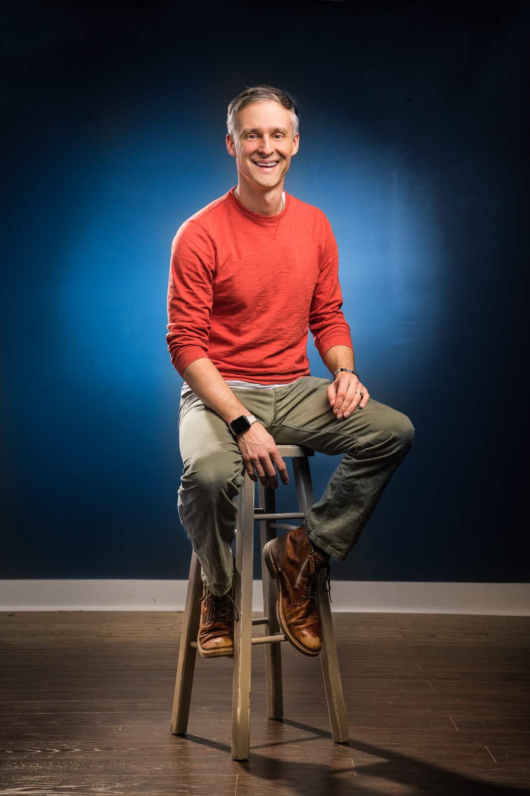 Headshot of lead photographer Tom Fuller of Fuller Photography